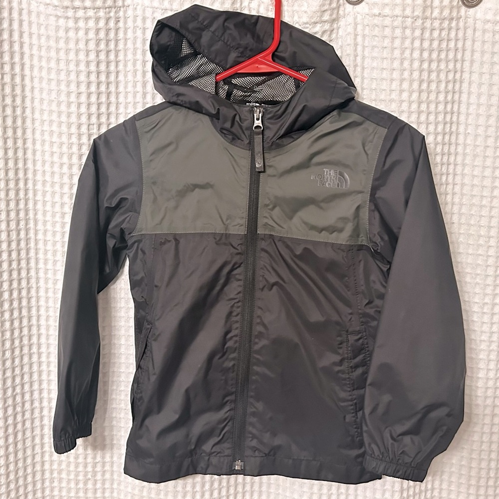 Boys North Face jacket (shell)